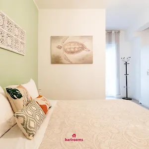 https://bari-rooms-suite-station.barihotels.org